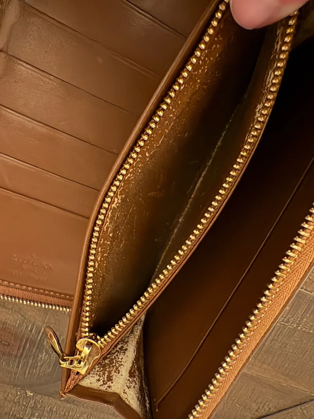 Louis Vuitton Monogram Vernis Bronze Zippy Organizer Long Wallet Zip Around